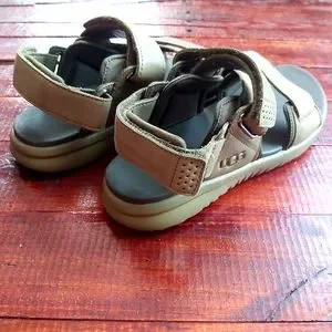 UGG Men\'s Union Strap Sandal New Size 9 UGG Men main image 4